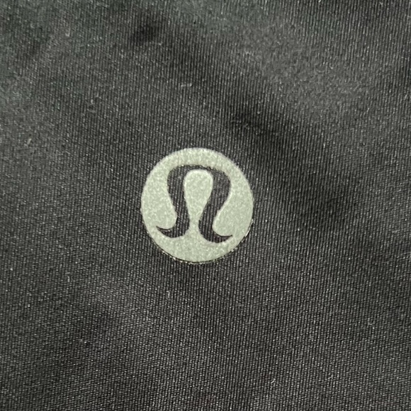 Lululemon Fast and Free Highrise Tight 25” in Black - Picture 8 of 8